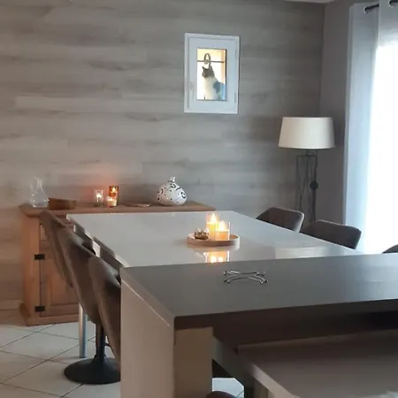 Maison D'Hote La Ginente Feriehus Argilliers